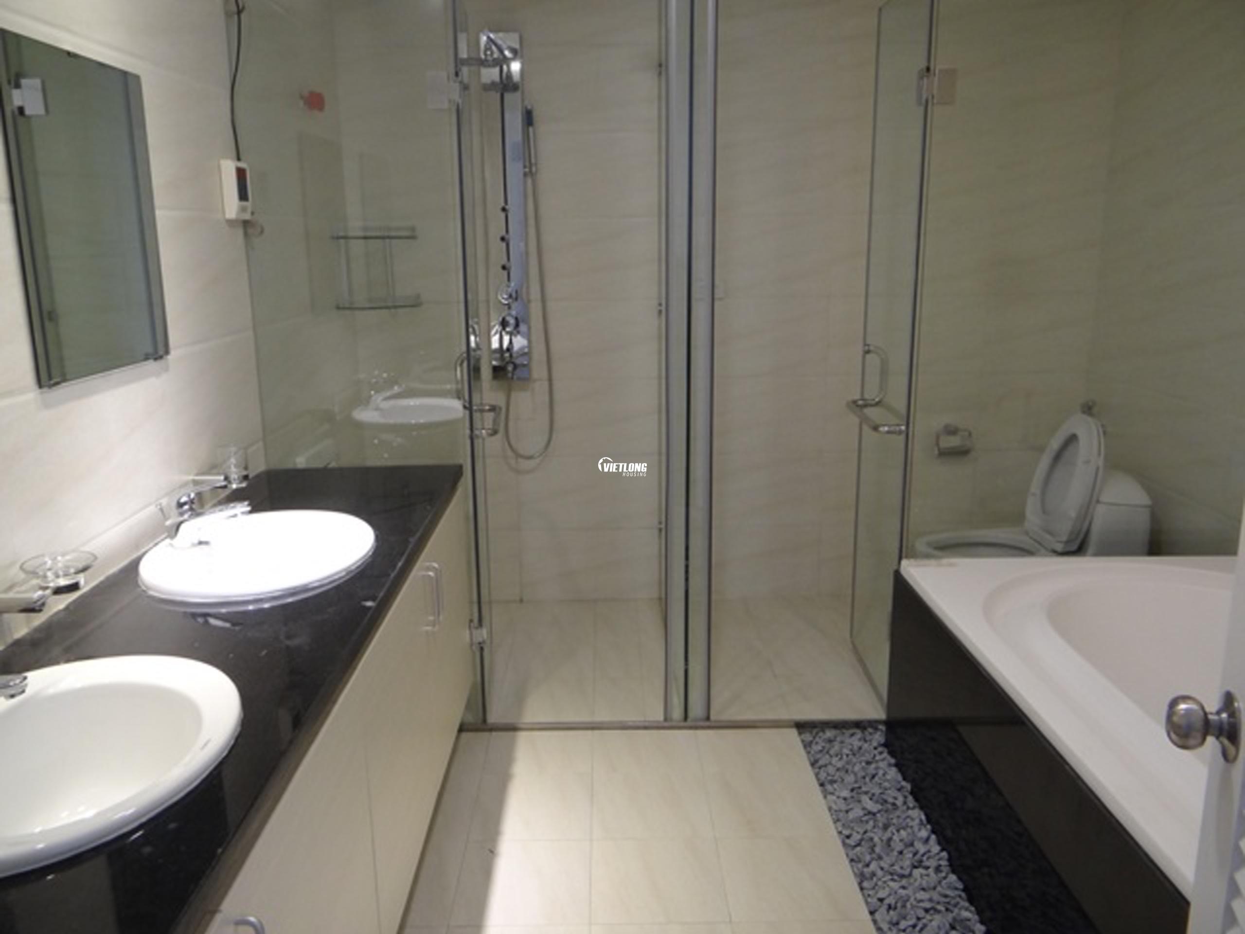 ban biet thu khu T3 Ciputra view song15