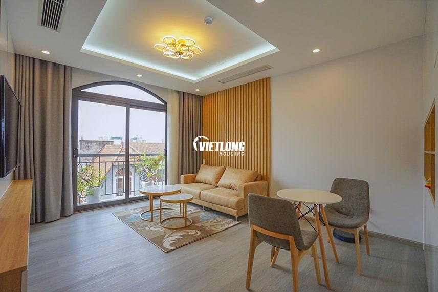 f614db085d12ad4cf403-min