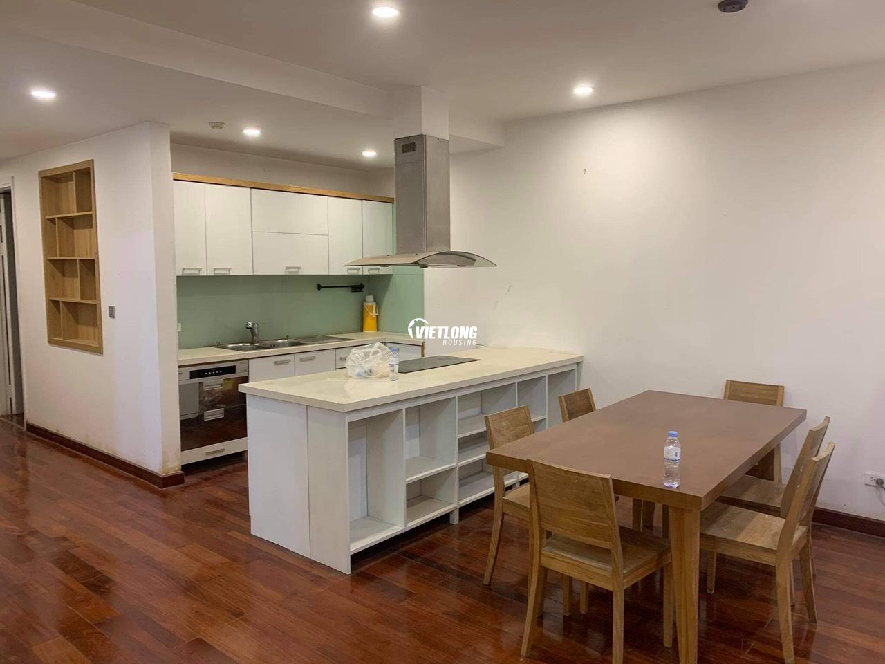 bán căn hộ tòa E4 Ciputra (3)