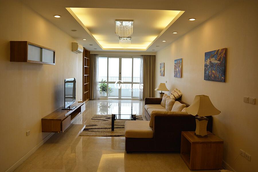 Cho thuê căn hộ nhà P2 Ciputra 145m2 3 phòng ngủ view hồ (2)