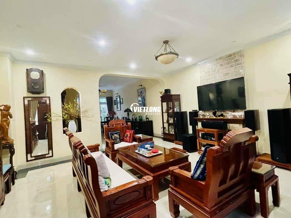 Bán biệt thự khu C 126m2 4 phòng ngủ giá 24 tỷ (3)