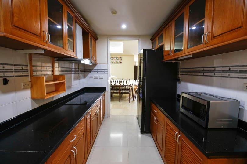 Cho thuê căn hộ 182m2 4 phòng ngủ, ban công rộng nhiều ánh sáng (11)