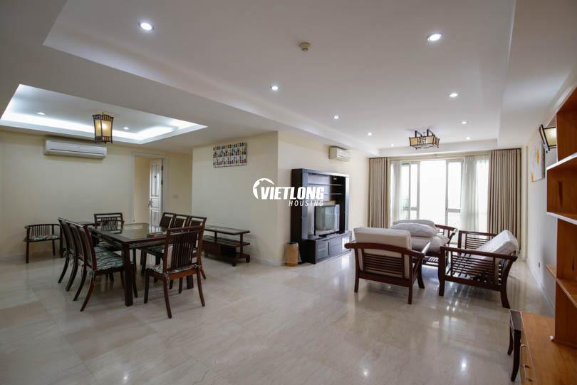 Cho thuê căn hộ 182m2 4 phòng ngủ, ban công rộng nhiều ánh sáng (3)