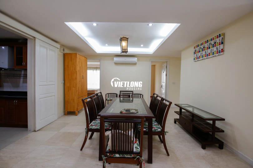 Cho thuê căn hộ 182m2 4 phòng ngủ, ban công rộng nhiều ánh sáng (4)