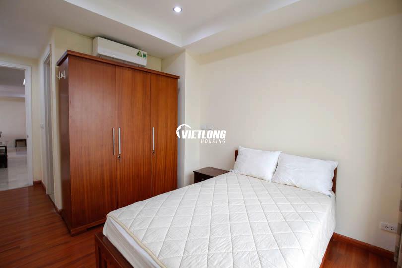 Cho thuê căn hộ 182m2 4 phòng ngủ, ban công rộng nhiều ánh sáng (8)