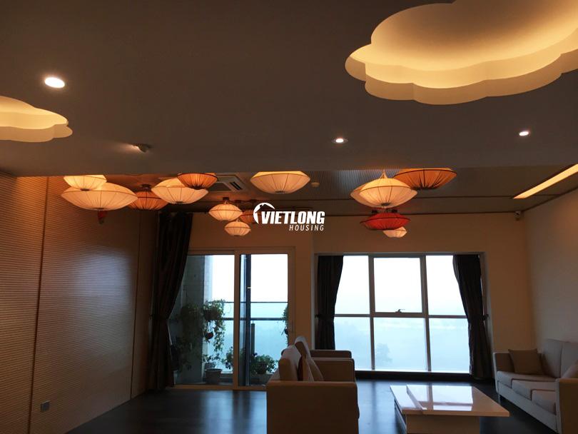 Cho thuê căn hộ 267m2 4 phòng ngủ view hồ tuyệt đẹp (1) Cho thuê căn hộ 267m2 4 phòng ngủ view hồ tuyệt đẹp