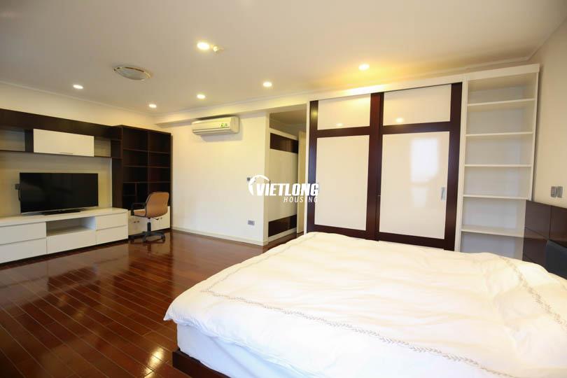 Căn hộ 154m2 3 phòng ngủ nội thất mới cho thuê tại L1 (4)