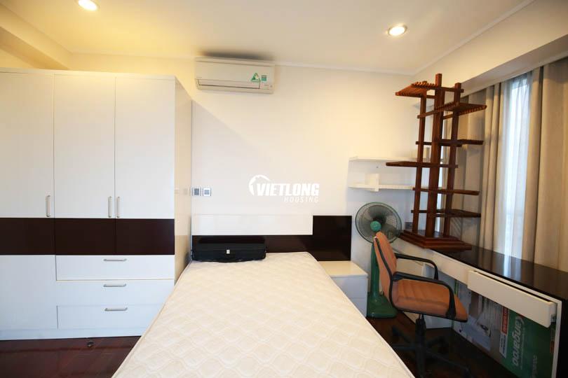 Căn hộ 154m2 3 phòng ngủ nội thất mới cho thuê tại L1 (9)