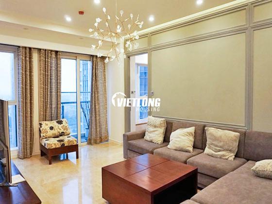 Căn hộ 154m2 3 phòng ngủ view hồ cho thuê