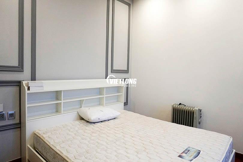 Căn hộ 154m2 3 phòng ngủ view hồ cho thuê (11)