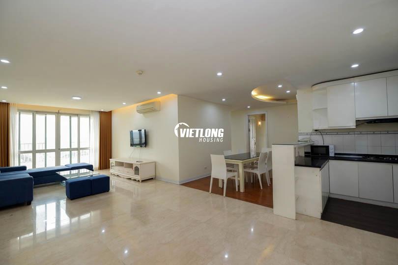 Căn hộ tầng cao 182m2 4 phòng ngủ tại P2 cho thuê (2)