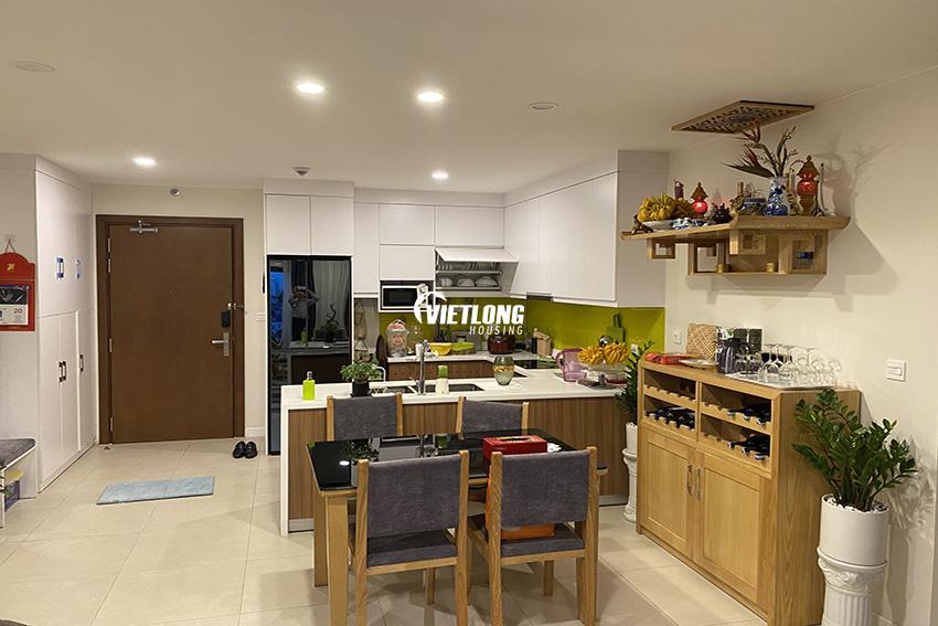 Cho thuê căn hộ 02 phòng ngủ đầy đủ nội thất giá 13.5 trtháng tại tòa Centro Kosmo Tây Hồ (4)