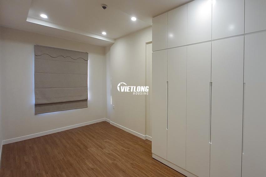 Cho thuê căn hộ 02 phòng ngủ nội thất cơ bản Giá 12trtháng tại Kosmo Tây Hồ (9)