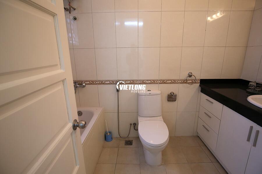 Biệt thự giai đoạn 1 sửa chữa đẹp nhiều ánh sáng cho thuê (17)