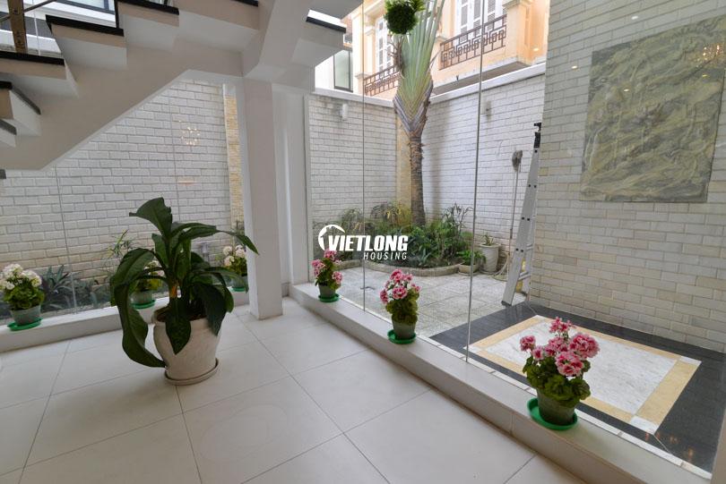 Biệt thự khu T sang trọng đẳng cấp cần tìm khách (10)