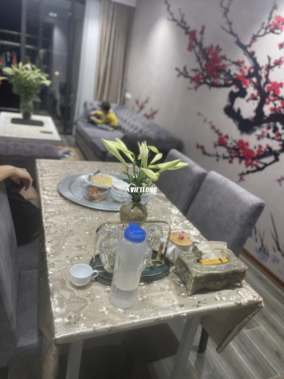 Bán căn hộ 02 phòng ngủ giá 5.8 tỷ đầy đủ nội thất tại 59 Đường Xuân Diệu, Tây Hồ (1)