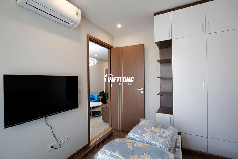 Bán căn hộ tòa L4 2 phòng ngủ giá 2.4 tỷ (6)