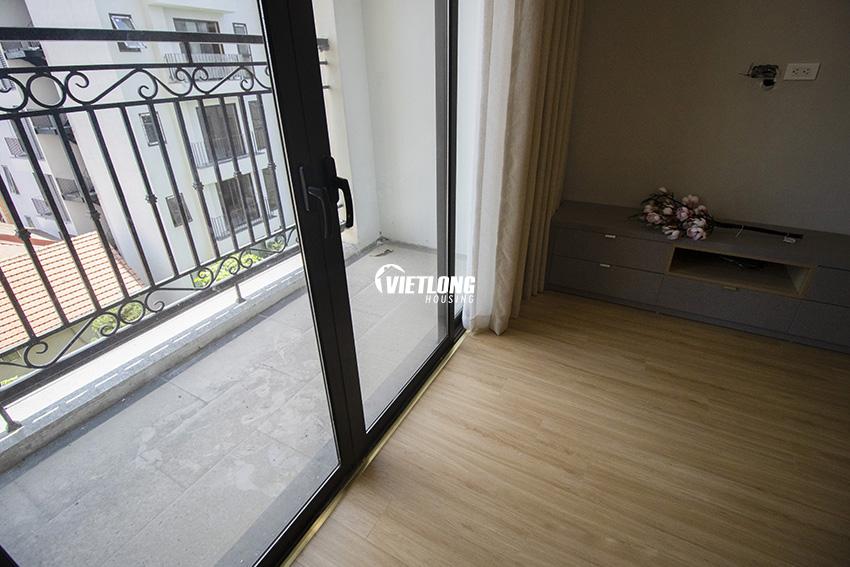 Cho thuê căn hộ 02 PN nội thất hiện đại chỉ với 18 triệu-tháng tại Quảng An Tây Hồ (6)