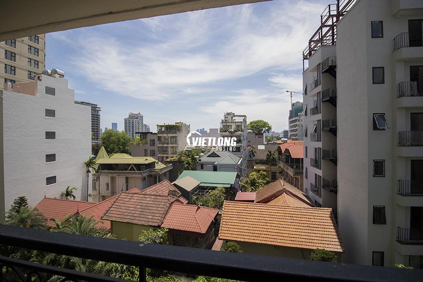 Cho thuê căn hộ 02 PN nội thất hiện đại chỉ với 18 triệu-tháng tại Quảng An Tây Hồ (8)