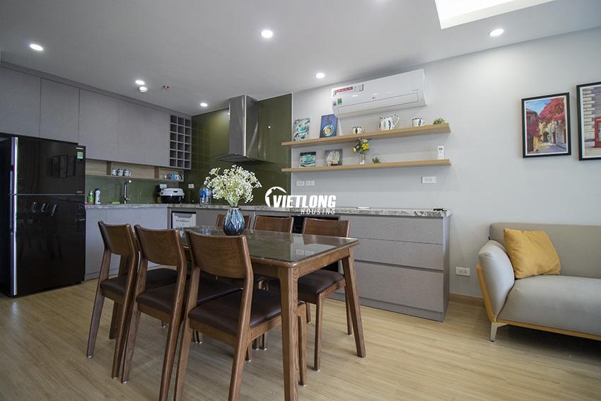 Cho thuê căn hộ 02 PN nội thất hiện đại chỉ với 18 triệu-tháng tại Quảng An Tây Hồ (9)