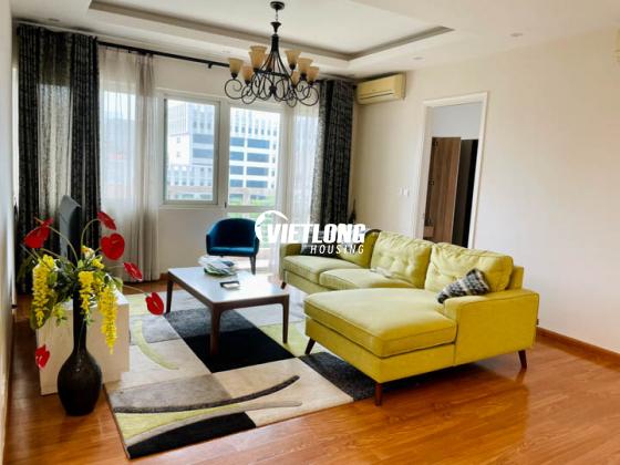 Cho thuê căn hộ 153m2 3 phòng ngủ bếp mở nội thất đẹp