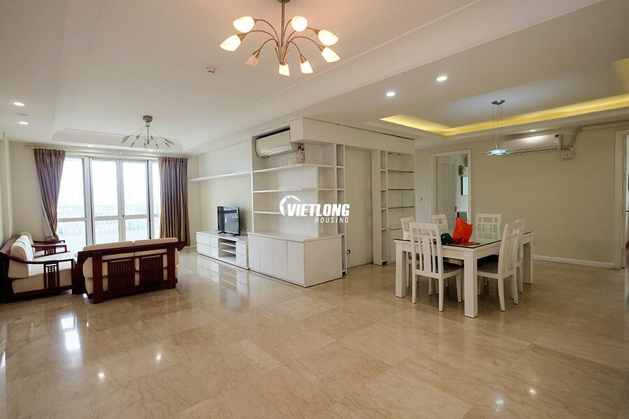 Cho thuê căn hộ 182m2 4 phòng ngủ đủ đồ tại P2 (3)