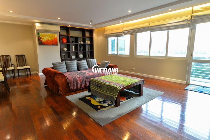 Căn hộ 153m2 3 phòng ngủ phòng khách rộng cho thuê (2) Căn hộ 153m2 3 phòng ngủ phòng khách rộng cho thuê