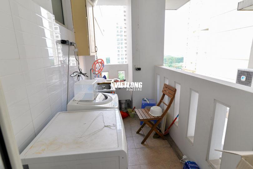 Căn hộ 153m2 3 phòng ngủ phòng khách rộng cho thuê (9)