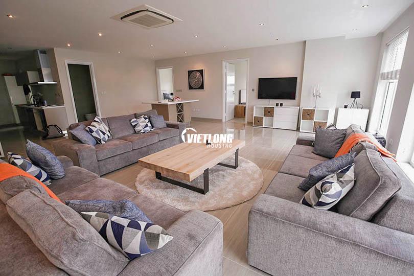 Căn hộ sang trọng phòng khách rộng nhiều ánh sáng cho thuê tại L3 Ciputra (1) Căn hộ sang trọng phòng khách rộng nhiều ánh sáng cho thuê tại L3 Ciputra