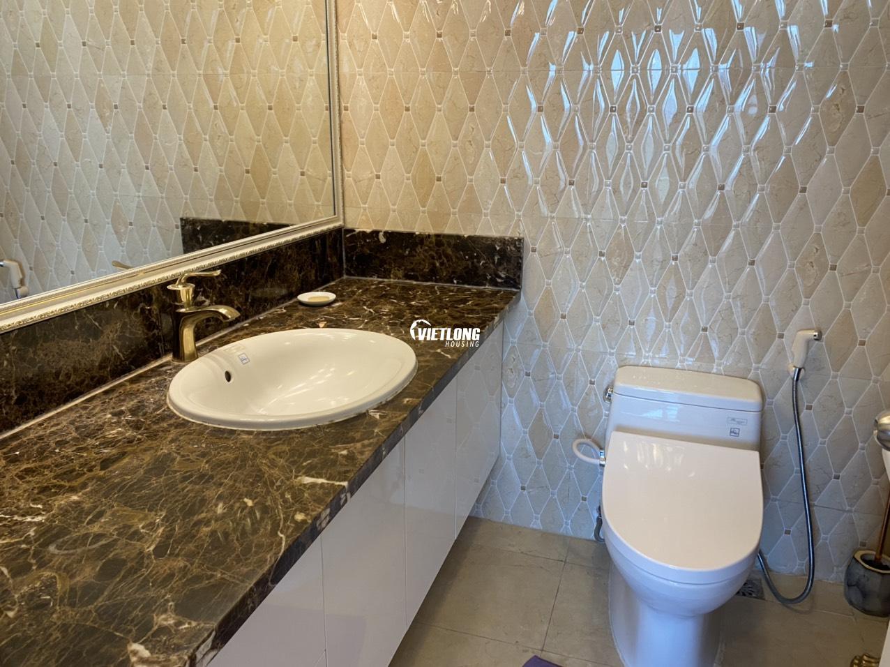 z2859247116497_286e5d6dc3ee24c1d5a480bc7b4fac76